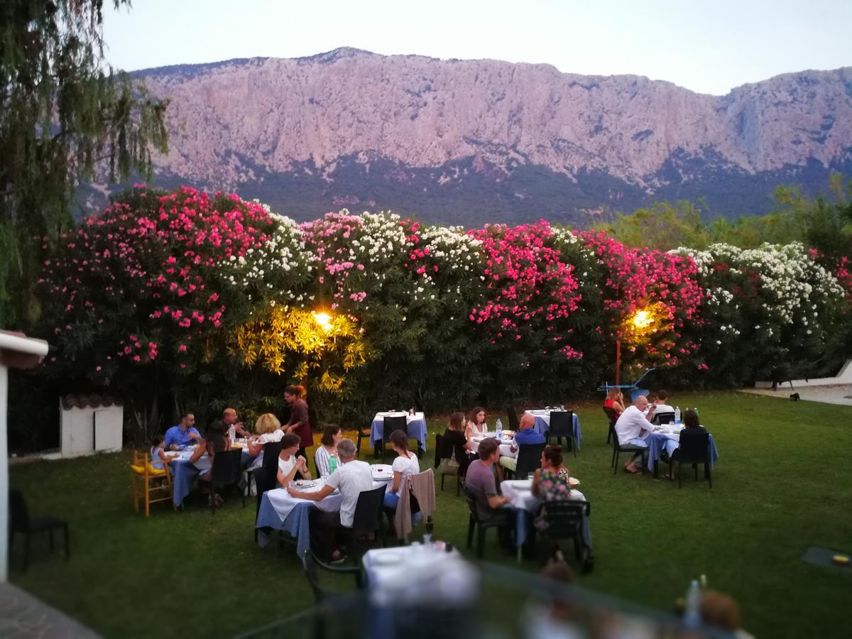 Agriturismo Guthiddai Ольєна Екстер'єр фото
